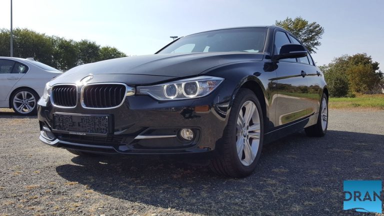 BMW serija 3 320d Sport Line