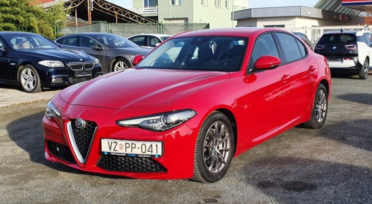 Alfa Romeo Giulia 2.2 D, bi-xenon, 17″ alu, navi, servisna, PDV