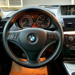 BMW serija 1 116d, bi-xenon, 17″+16″ alu, šiber, navi, pdc, servisna – 2