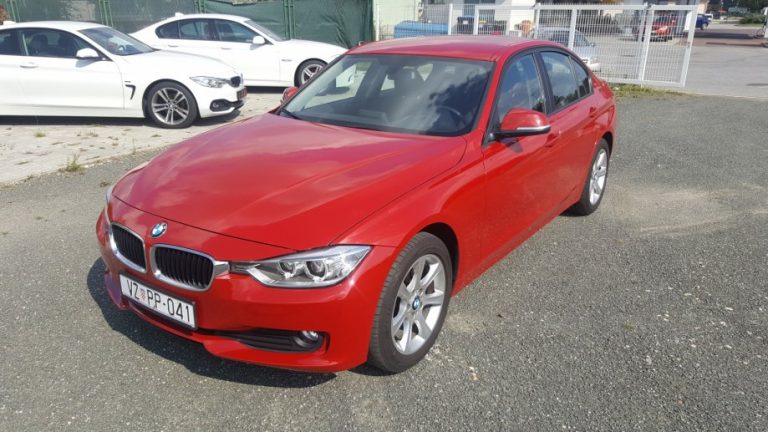 BMW serija 3 318d 143 ks, navigacija, dual klima, 17″alu, ful servisna