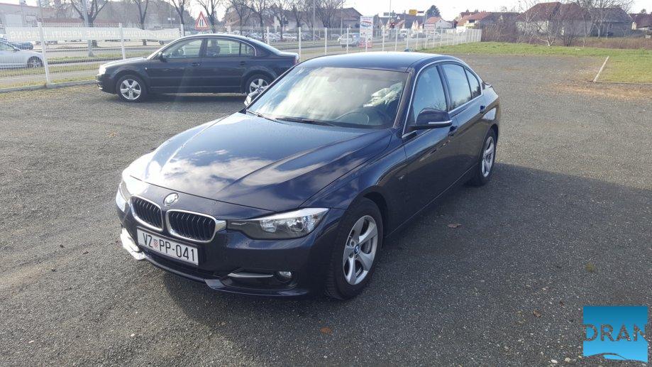 BMW serija 3 320d Sport Line, M volan, aut. klima, navigacija