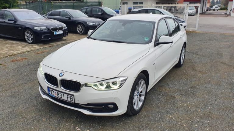 BMW serija 3 320d Xdrive Sport automatik, LED farovi, 17″ alu, servisna