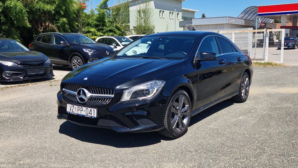 Mercedes-Benz CLA klasa 180, bi-xenon, 18″ alu. Navi