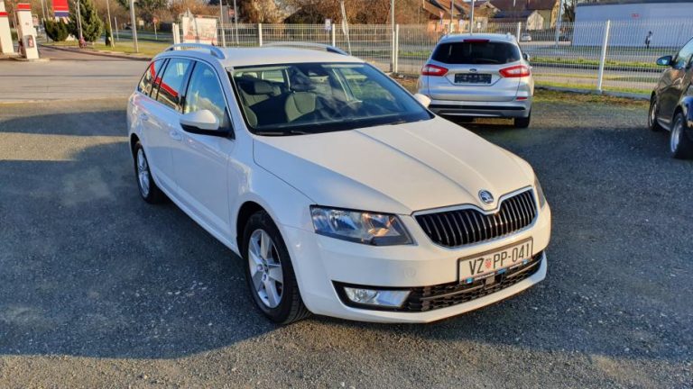 Škoda Octavia Combi 2,0 TDI 150ks, Elegance oprema, navi, MF, servisna