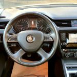 Škoda Octavia Combi 2,0 TDI 150ks, Elegance oprema, navi, MF, servisna – 2