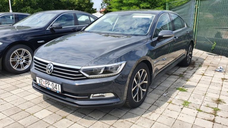 VW Passat 2,0 TDI BMT Comfortline, LED farovi, navi, alu 17, servisna
