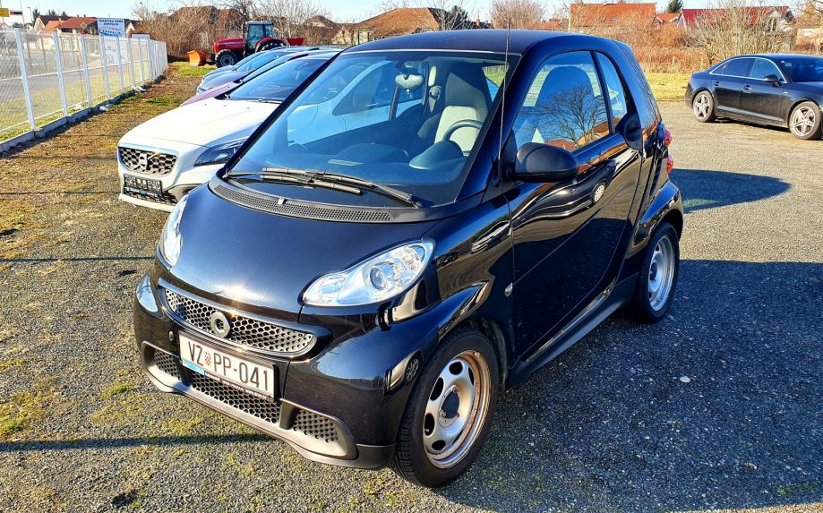 Smart fortwo coupe 1.0 MHD 61ks, Automatik, PDV, Lizing