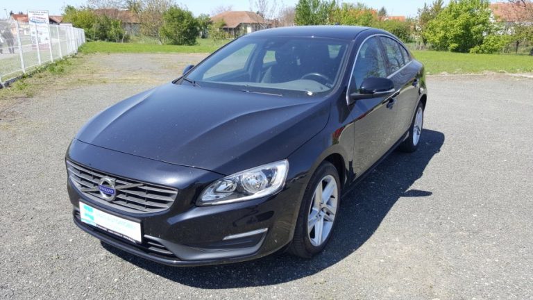Volvo S60 D4 133kw / 181ks, Momentum, led kontrolna, 17″ alu, navi EU