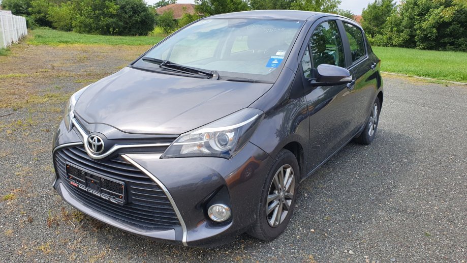 Toyota Yaris 1,0 VVT-i Comfort, 15″ alu, od 1. vlasnika