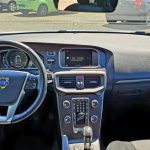 Volvo V40 D3 Momentum, 2.0 150ks, bi-xenon, 16″ alu, LED kokpit, navi – 2