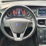 Volvo V40 D3 automatik Summum, 17″alu, virtual, navi, pdc – 2
