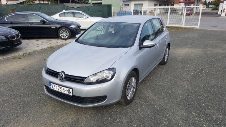 VW Golf VI 1,6 TDI, aut. klima, grijanje sjedala, pdc x2
