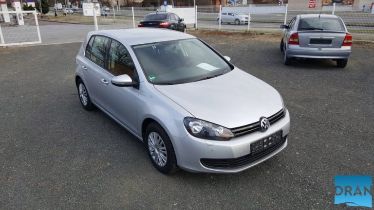VW Golf 6 1,6 TDI Move, park. senzori 2x, grijanje sjedala, 8x kotača