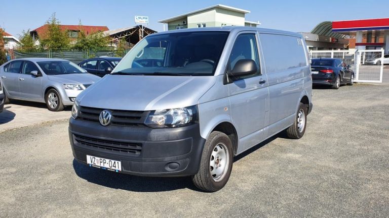 VW T5 2.0 TDI 140ks, L2H1, 2.8t, klima, kuka, servisna, 66.000+PDV, 2013 god.