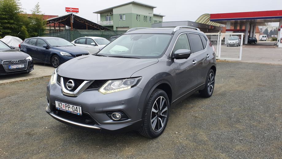 Nissan X-Trail 1,6 dCi TEKNA, 19″alu, navi, kamera, panorama, servisna